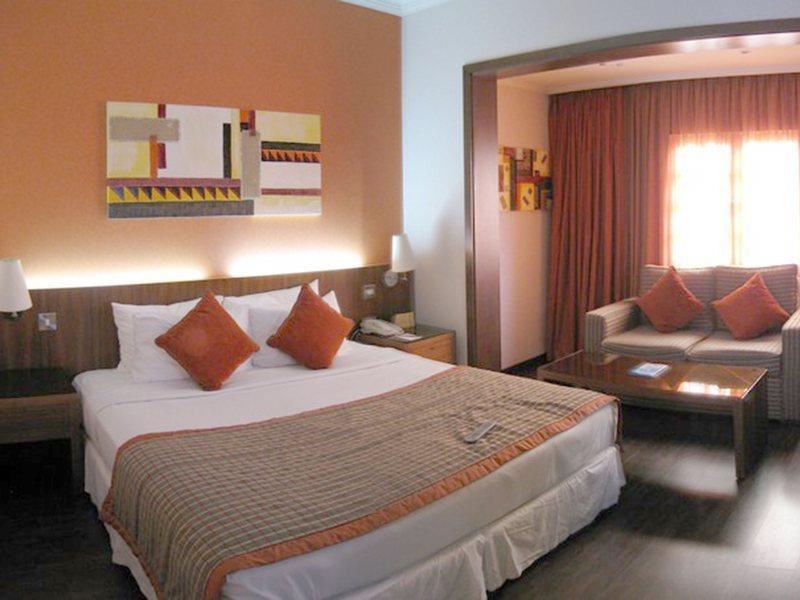 Ascot Hotel Dubaj Kültér fotó